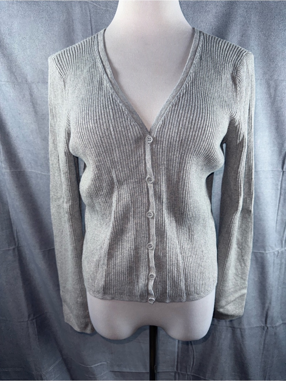 2507-Aeropostale Light Gray Ribbed V-Neck Button Cardigan